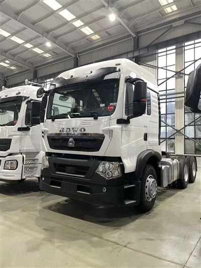 Howo TX6x4 Tractor